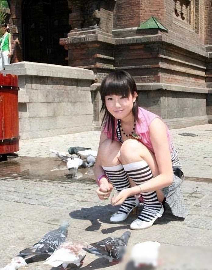 张筱雨两腿玉门打开图:03-18-19-22-39-46T:41,关于张筱雨两腿玉门打开图的相关探讨 张筱雨两腿玉门打开图:03-18-19-22-39-46T:41,关于张筱雨两腿玉门打开图的相关探讨