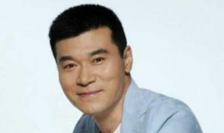 人人妻人人爽人人做夜欢视频九色:11-20-22-31-39-46S：48,色情内容是不合法的，违反我国相关的法律法规。我们应该遵守法律和道德准则，远离色情内容。如果您有其他有益身心的娱乐需求，可以寻找一些正规的平台或文化活动，例如观看电影、参加体育运动、学习知识等，以丰富您的生活。