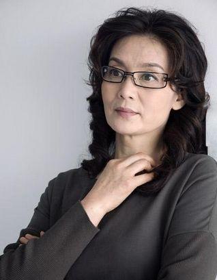 老熟女五十路乱子交尾中出一区:07-16-19-36-37-45L：20,色情内容是不合适的，违反社会道德和伦理准则，并且可能违法。因此，我不能为您撰写涉及色情内容的文章标题和内容。