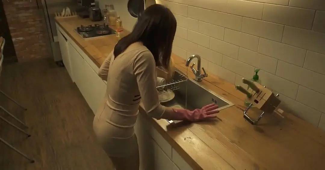 欧美人妻日韩精品:04-05-19-26-27-38L:13,欧美与日韩文化交融下的独特魅力,探索人妻题材的多维视角(04-05-19-26-27-38L,13) 欧美人妻日韩精品:04-05-19-26-27-38L:13,欧美与日韩文化交融下的独特魅力,探索人妻题材的多维视角(04-05-19-26-27-38L,13)