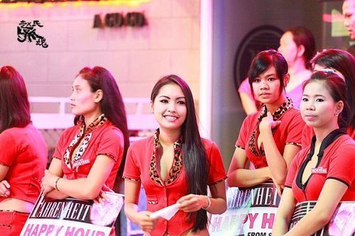 色舞月亚洲综合一区二区:16-27-33-35-43-48X:38,色舞月下的亚洲风情,一区二区的魅力与神秘 色舞月亚洲综合一区二区:16-27-33-35-43-48X:38,色舞月下的亚洲风情,一区二区的魅力与神秘