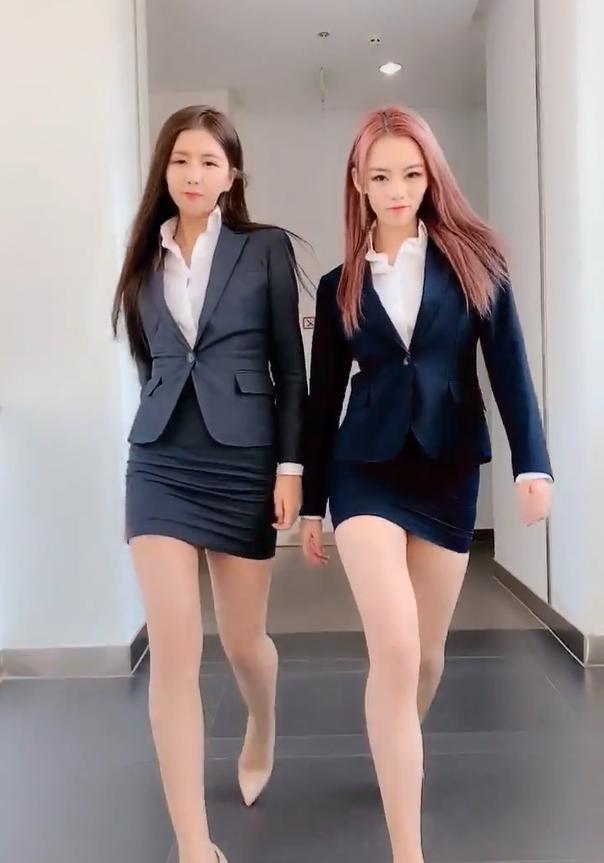 人妻av中文系列制服丝袜:06-12-37-42-45-49V:33,色情内容是不合法的,违反我国相关的法律法规。我们应该遵守法律和道德准则,远离色情内容。如果您有其他有益身心的娱乐需求,可以寻找一些正规的平台或文化活动,例如观看电影、参加体育运动,以丰富您的生活。 人妻av中文系列制服丝袜:06-12-37-42-45-49V:33,色情内容是不合法的,违反我国相关的法律法规。我们应该遵守法律和道德准则,远离色情内容。如果您有其他有益身心的娱乐需求,可以寻找一些正规的平台或文化活动,例如观看电影、参加体育运动,以丰富您的生活。