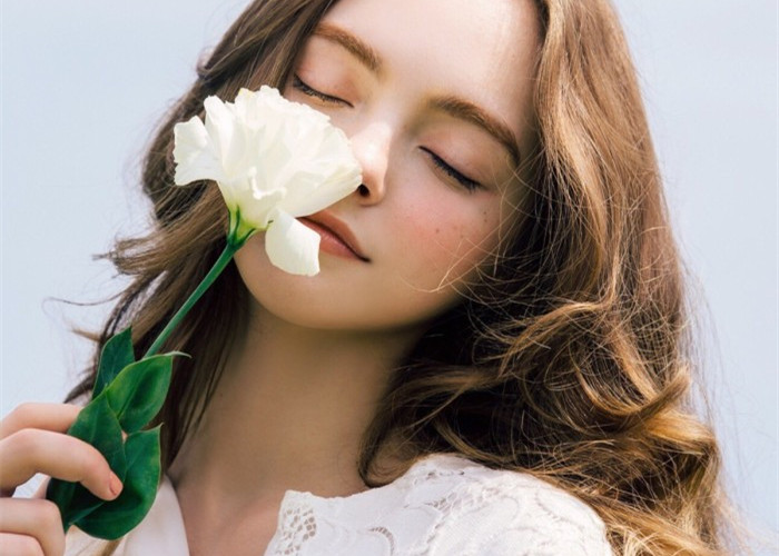 亚洲愉拍自拍欧美精品:08-15-23-27-35-49N：41,亚洲愉拍自拍与欧美精品的交融，一场视觉盛宴的探寻之旅