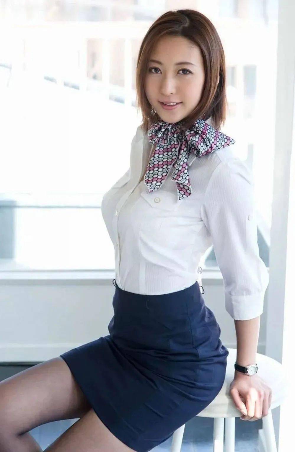 制服丝袜人妻日韩在线:08-30-35-38-39-41M:40,探索日韩制服丝袜文化,从在线趋势到时尚魅力的深度解析 制服丝袜人妻日韩在线:08-30-35-38-39-41M:40,探索日韩制服丝袜文化,从在线趋势到时尚魅力的深度解析