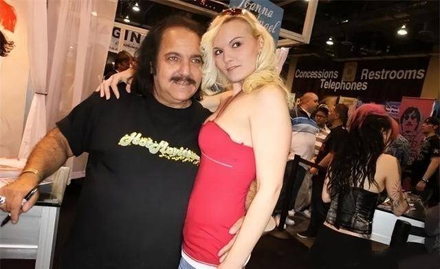 日日摸夜夜添狠狠添欧美:01-14-25-30-31-41Z：13,日日摸夜夜添，探索欧美成人文化的独特魅力与深层含义（关键词，欧美、私密、成人文化、数字编码）