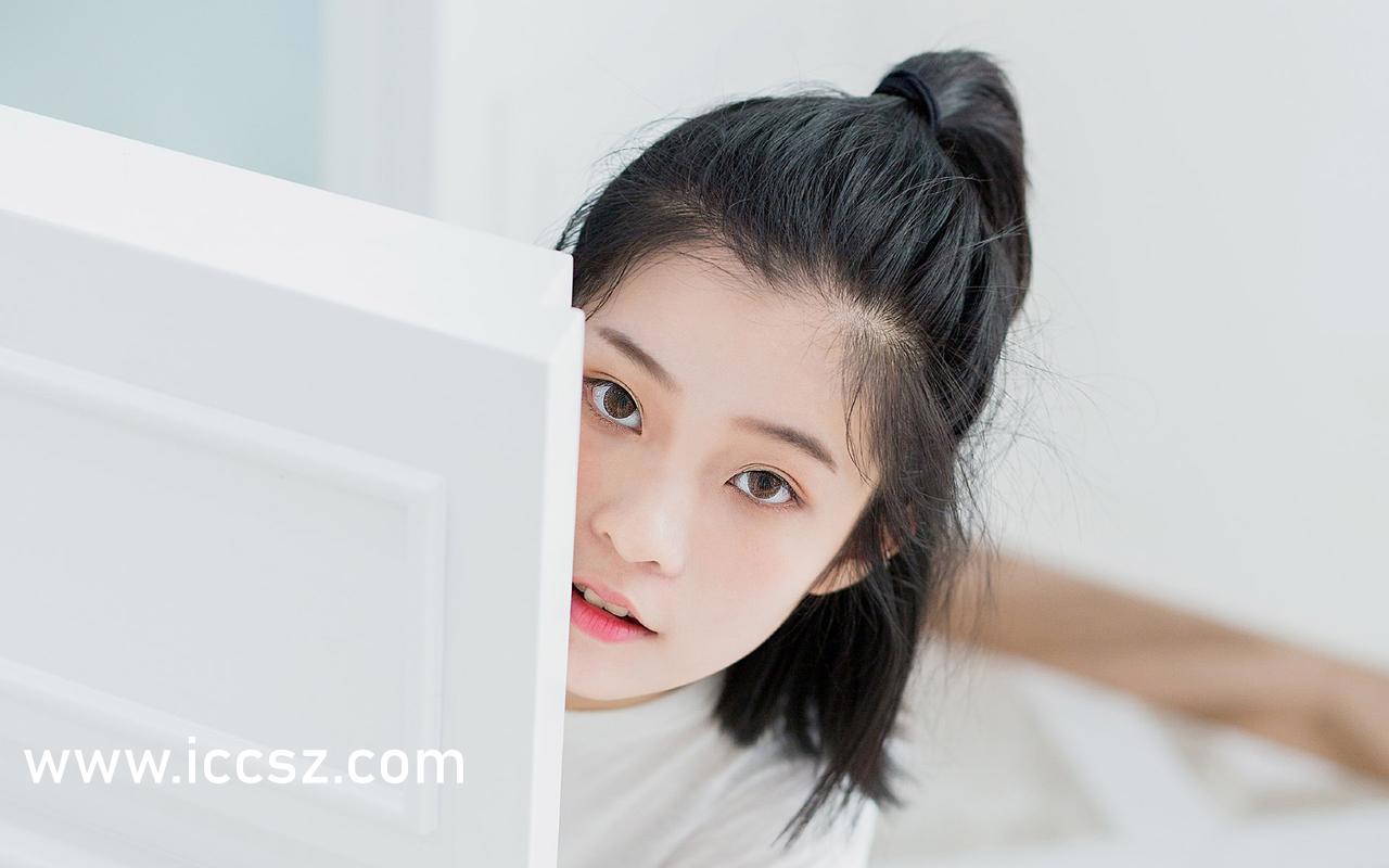 日韩亚洲制服丝袜中文字幕:09-15-20-22-36-38G：18,日韩亚洲制服下的丝袜魅力与字幕文化