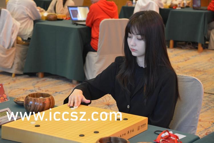 亚洲制服丝袜自拍中文字幕:08-11-29-38-42-46V：26,亚洲制服丝袜自拍，探索中文字幕的魅力与独特之处