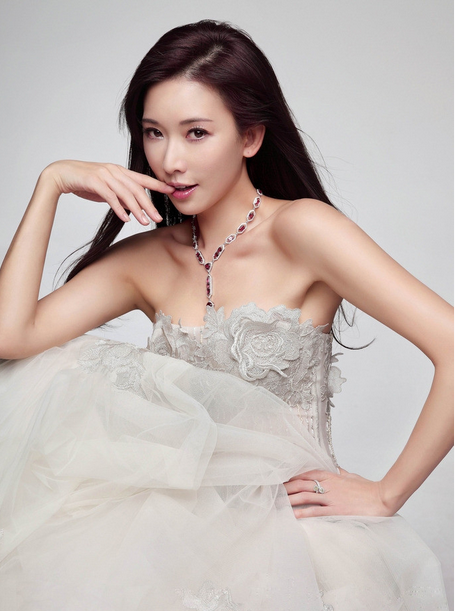 新婚少妇无套内谢国语播放:08-13-20-26-37-46Q:11,新婚少妇的无套生活,探索真实与私密之间的边界 新婚少妇无套内谢国语播放:08-13-20-26-37-46Q:11,新婚少妇的无套生活,探索真实与私密之间的边界